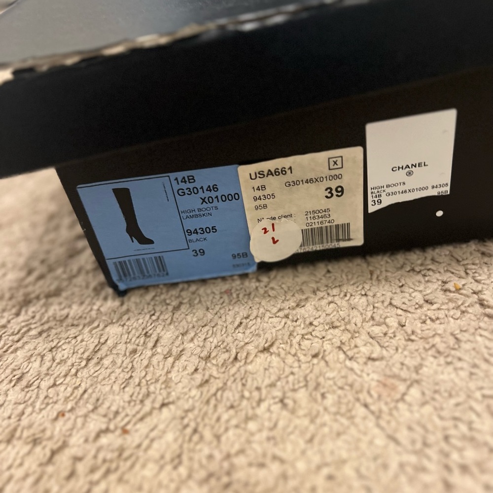 Size 39 Calf Black Leather Chanel Boots